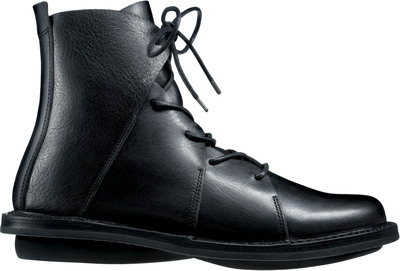 Trippen unisex lace-up boot in black
