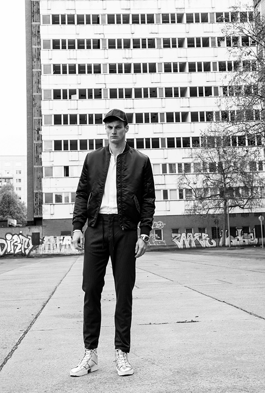 csm_original-essay-feat-max-bender-by-katja-kat-08_80cbfb6a6d